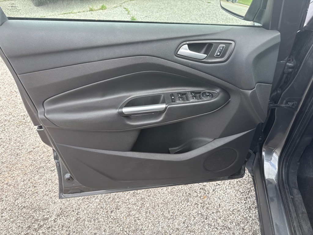 2016 Ford Escape Image 8