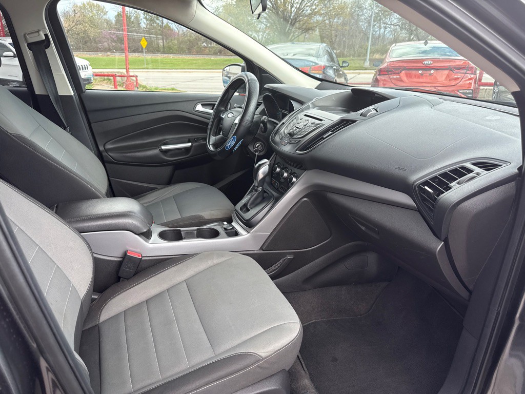 2016 Ford Escape Image 11