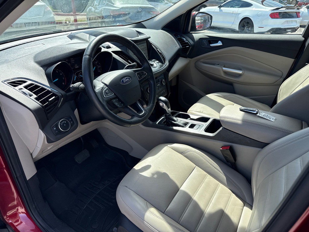 2019 Ford Escape Image 10