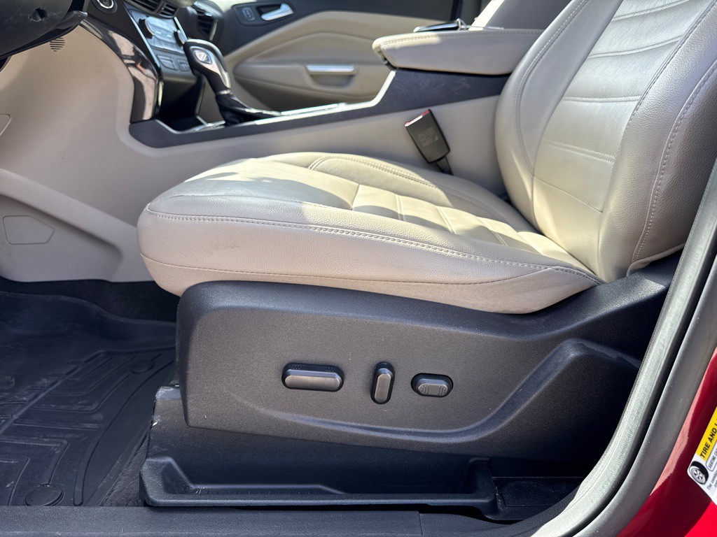 2019 Ford Escape Image 12