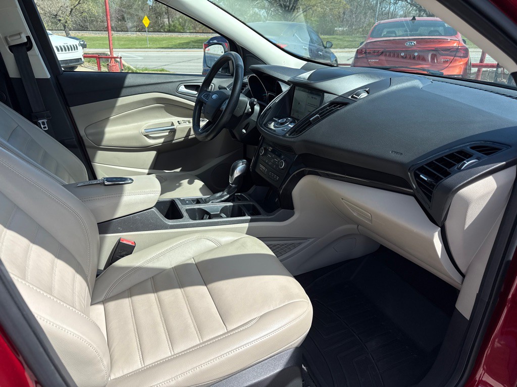 2019 Ford Escape Image 15