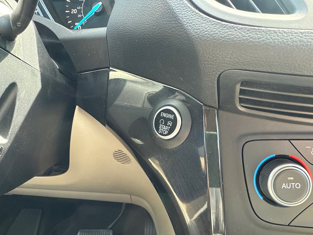 2019 Ford Escape Image 31