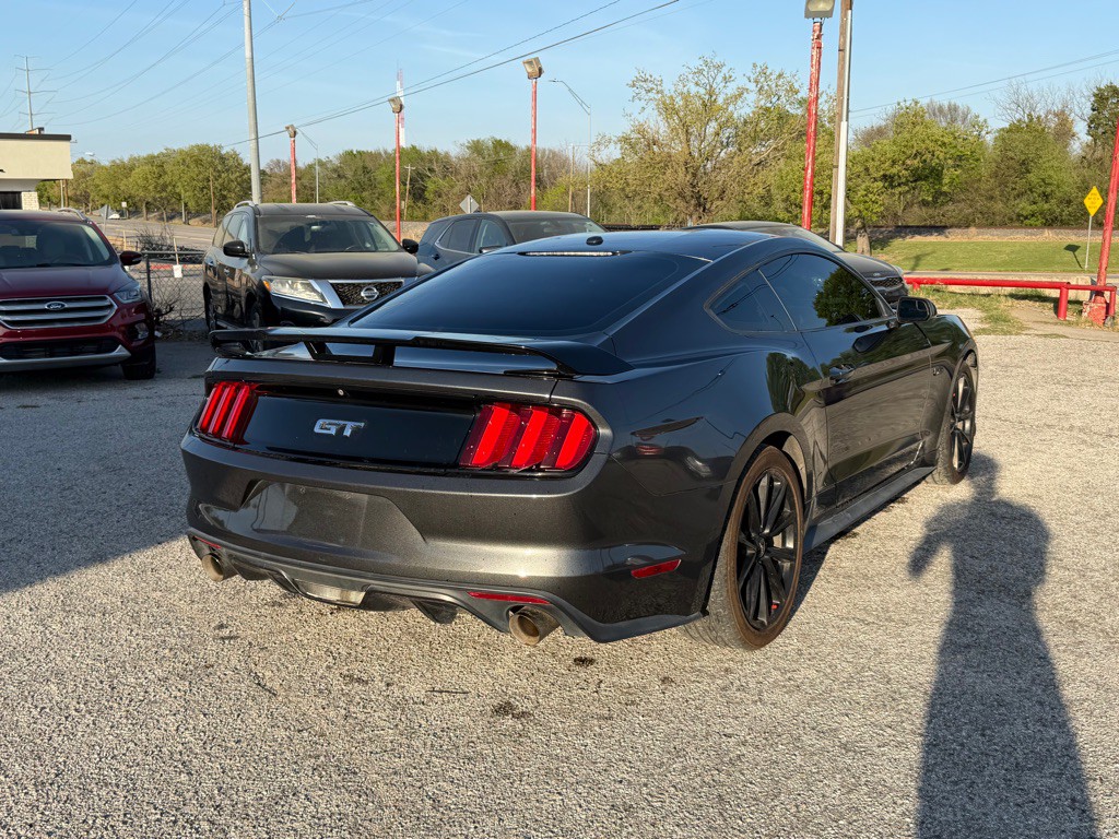 2017 Ford Mustang Image 7