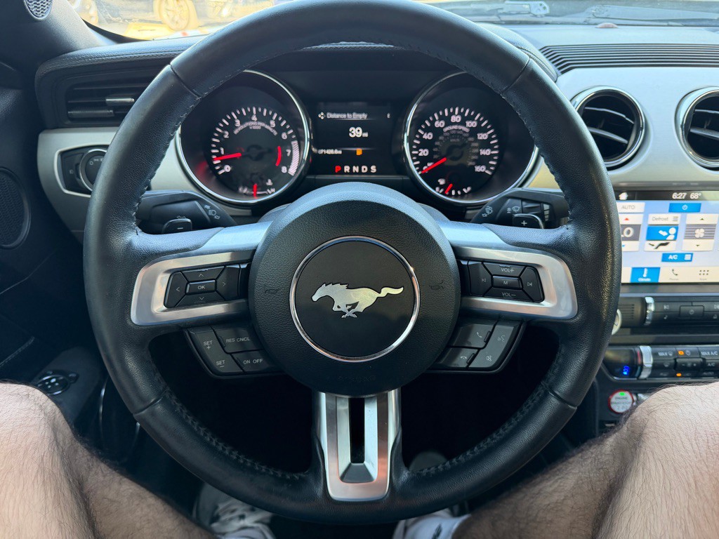 2017 Ford Mustang Image 12