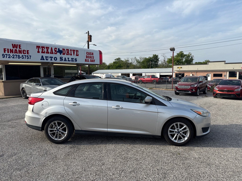 2018 Ford Focus Image 4