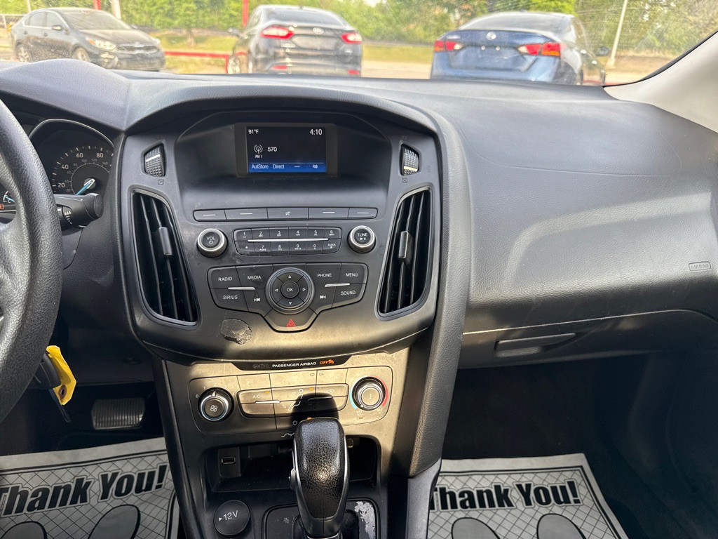 2018 Ford Focus Image 16