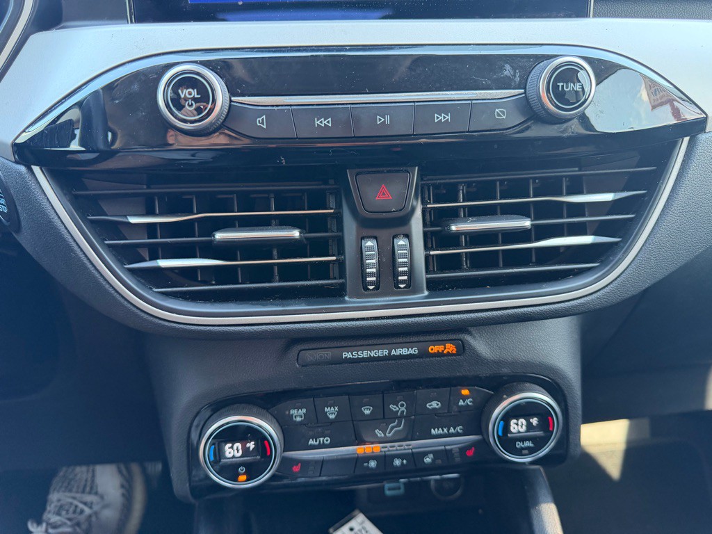 2021 Ford Escape Image 16