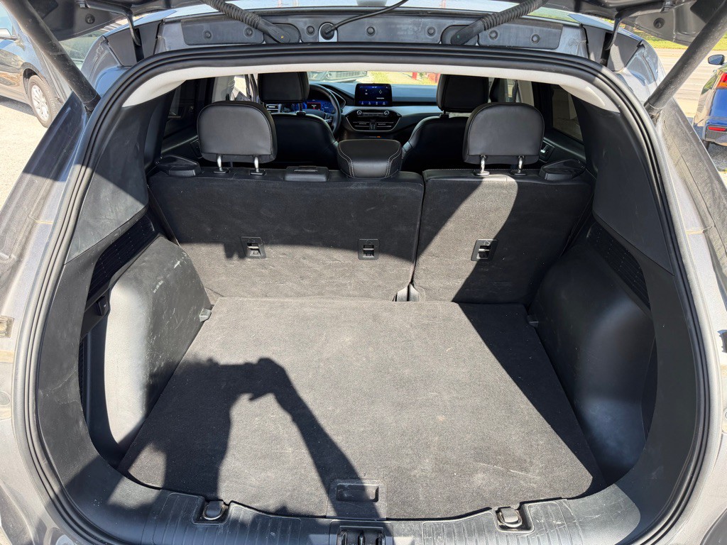 2021 Ford Escape Image 24