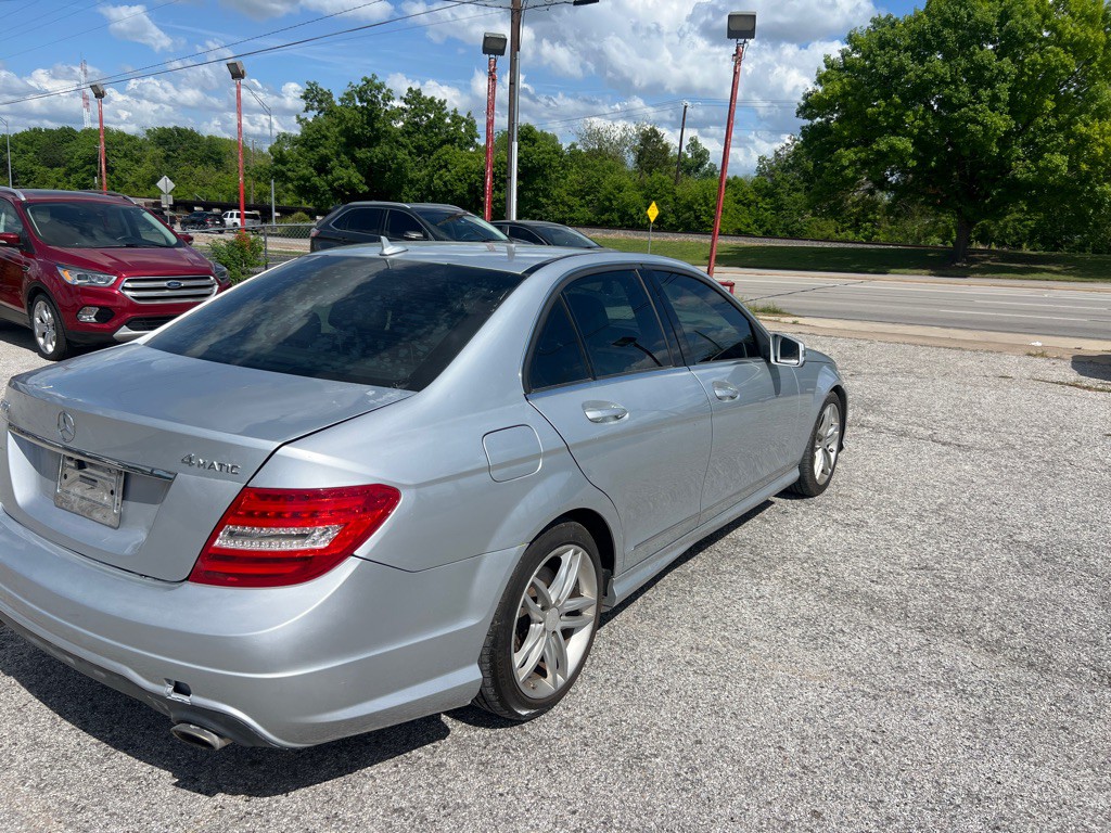 2014 Mercedes-Benz C-Class Image 4