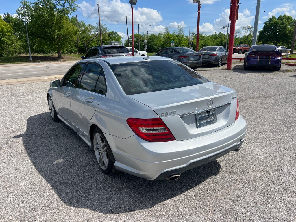 2014 Mercedes-Benz C-Class Image 6