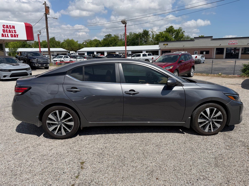 2025 Nissan Sentra Image 8