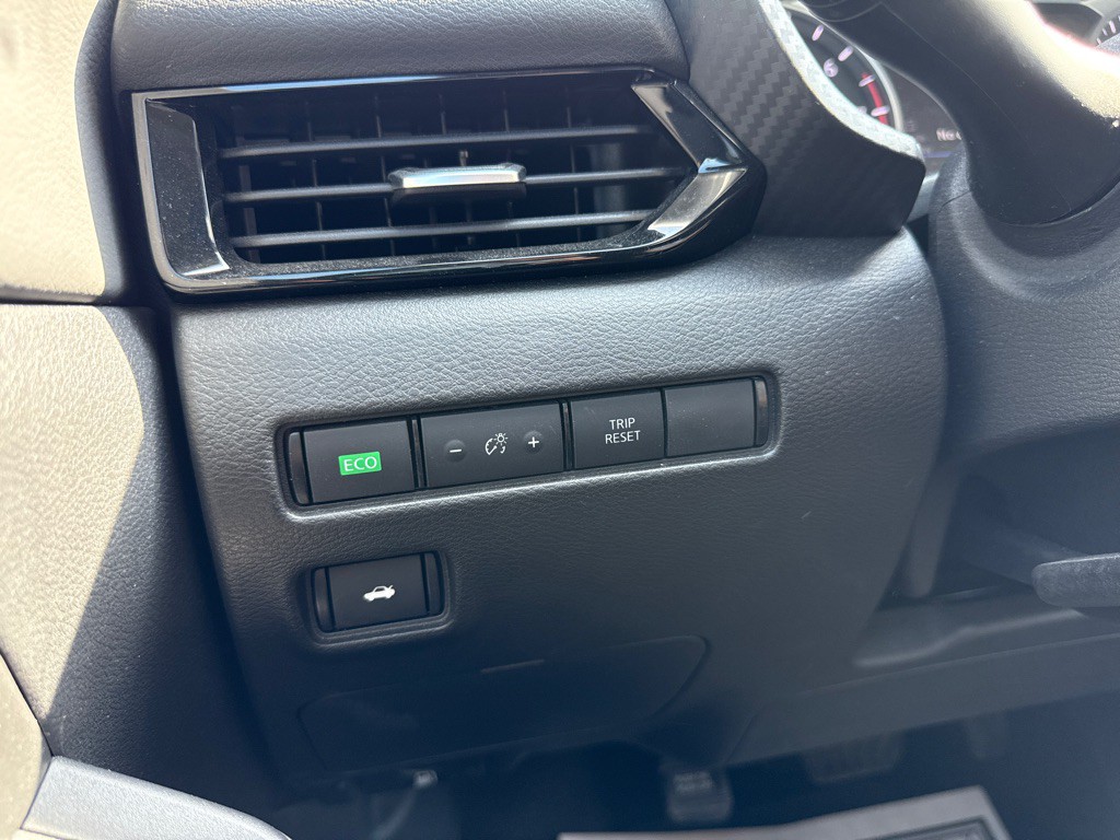 2023 Nissan Sentra Image 25