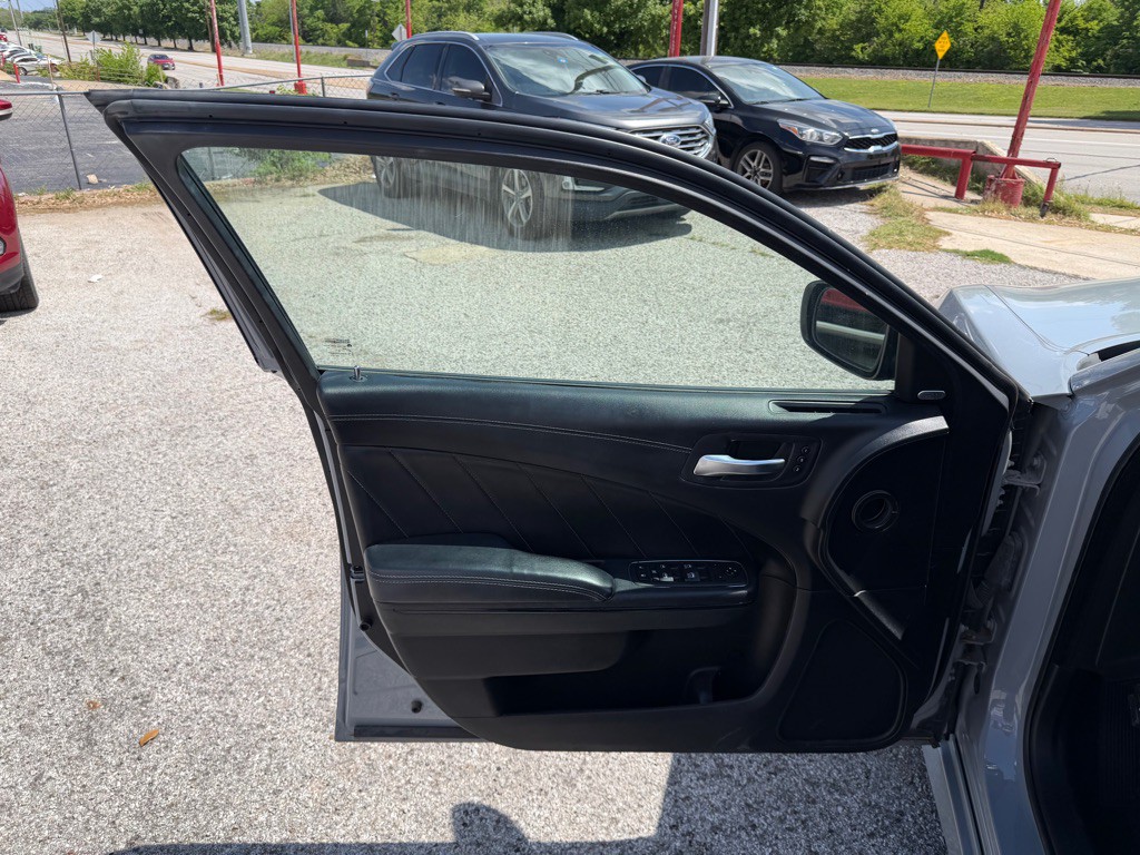 2021 Dodge Charger Image 13