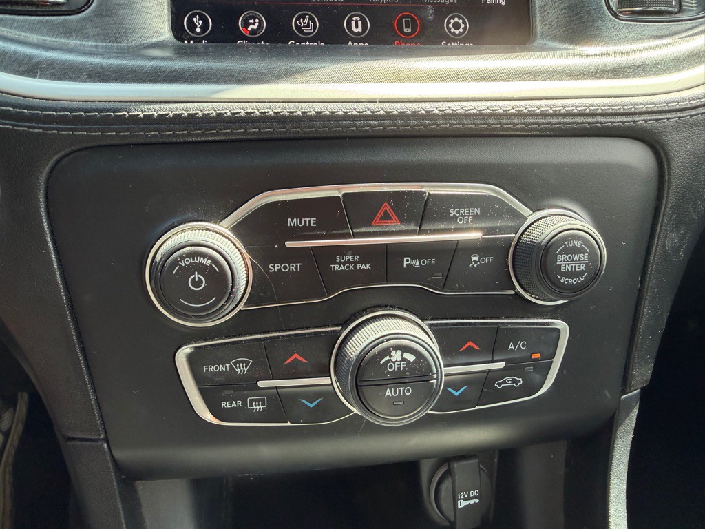 2021 Dodge Charger Image 16