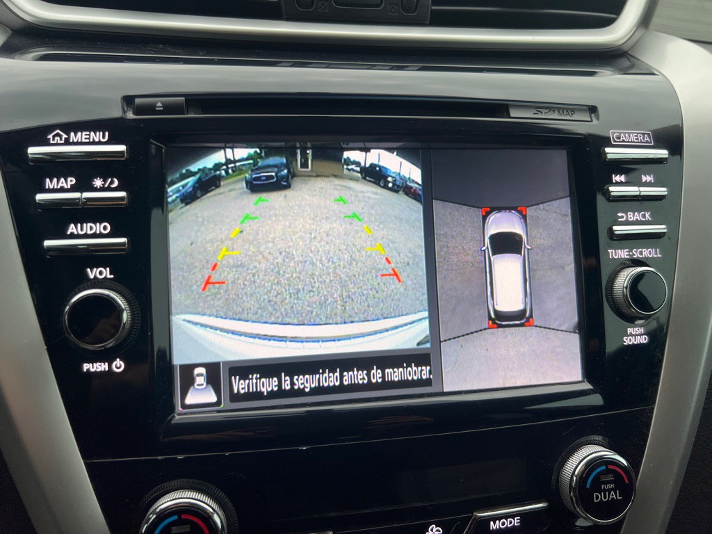 2017 Nissan Murano Image 16