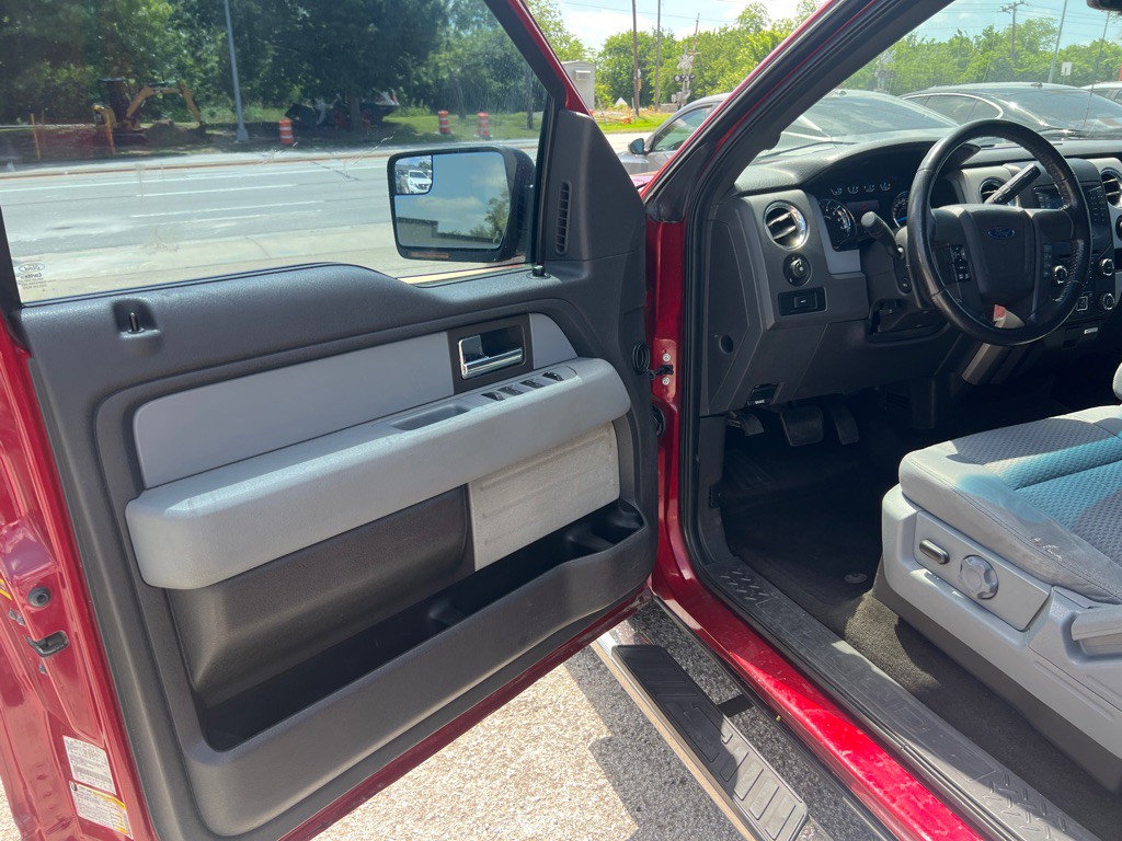 2013 Ford F-150 Image 12