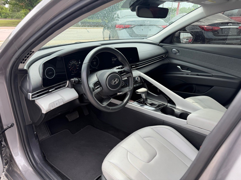 2024 Hyundai Elantra Image 9