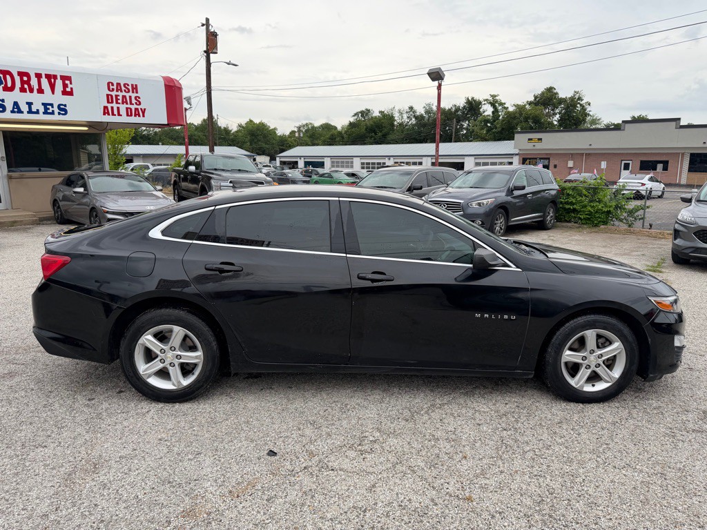 2020 Chevrolet Malibu Image 8