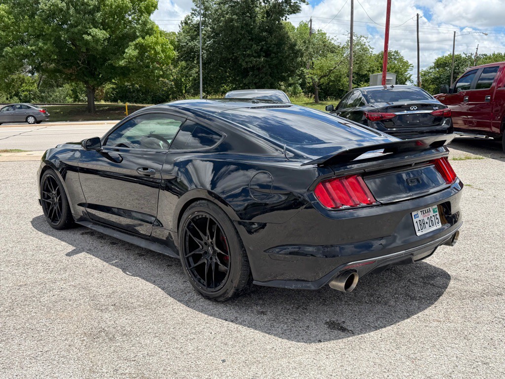 2015 Ford Mustang Image 5