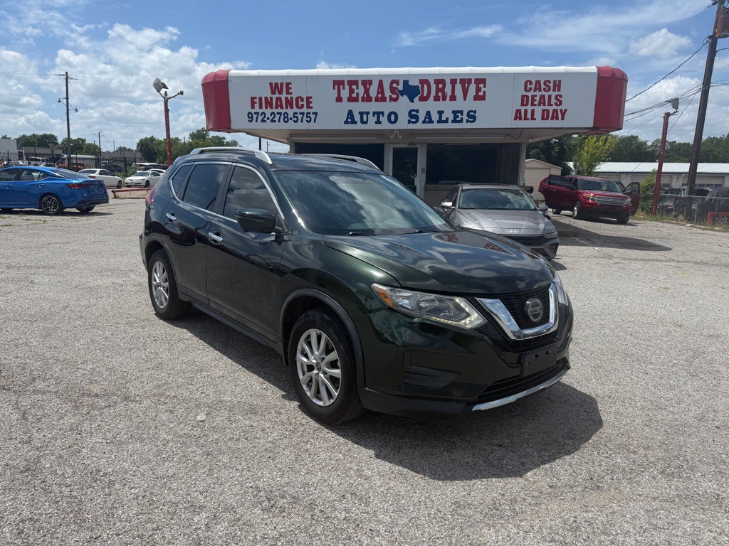 2018 Nissan Rogue Image 3