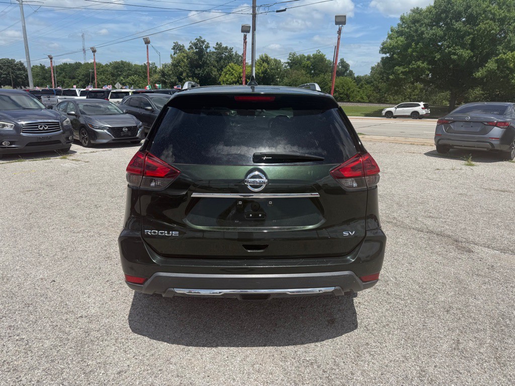 2018 Nissan Rogue Image 6