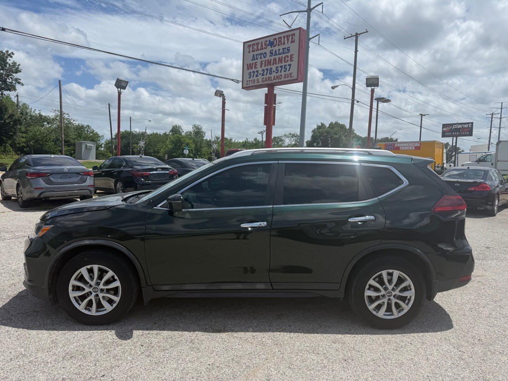 2018 Nissan Rogue Image 8