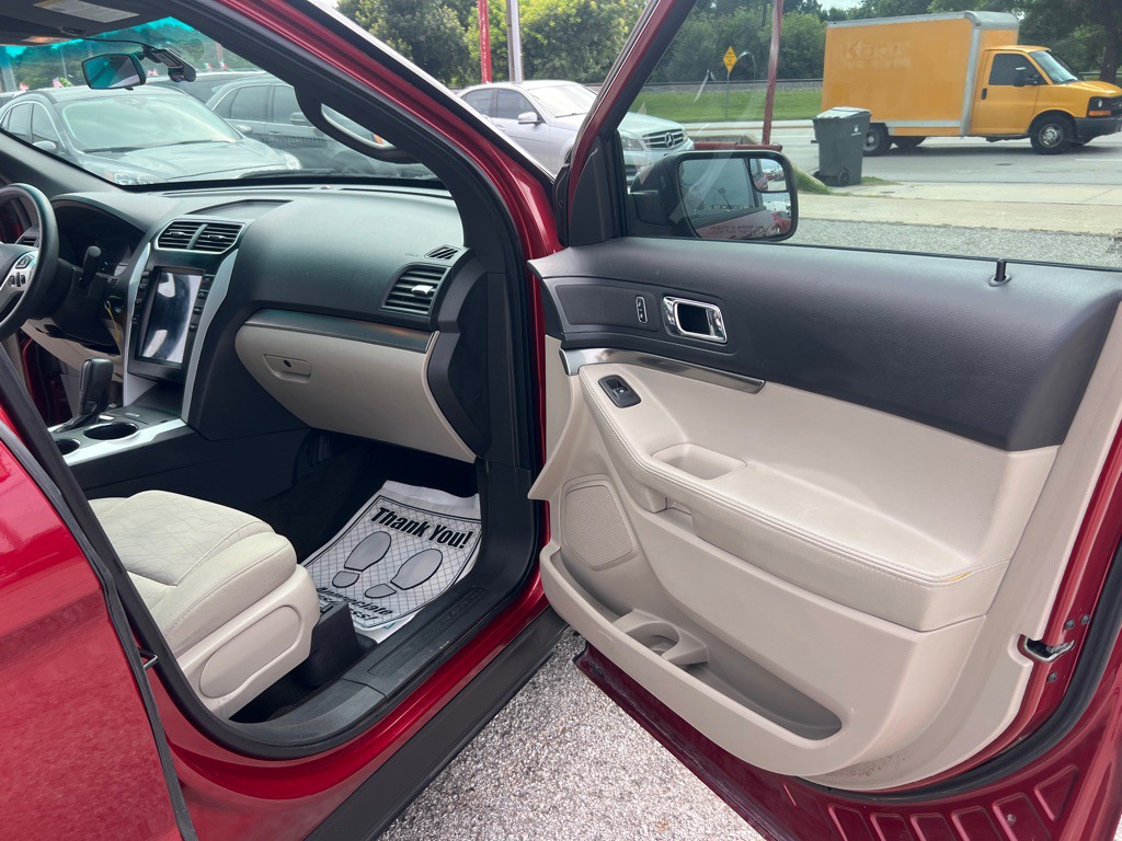 2014 Ford Explorer Image 23