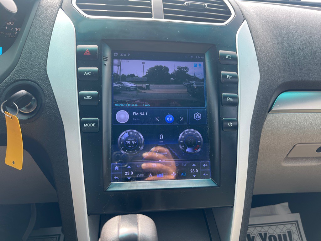 2014 Ford Explorer Image 14