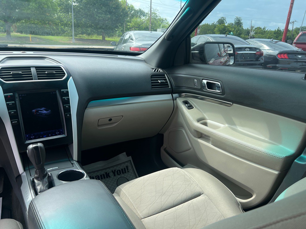 2014 Ford Explorer Image 15