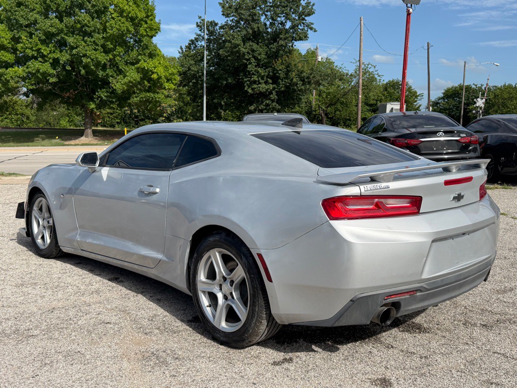 2018 Chevrolet Camaro Image 5