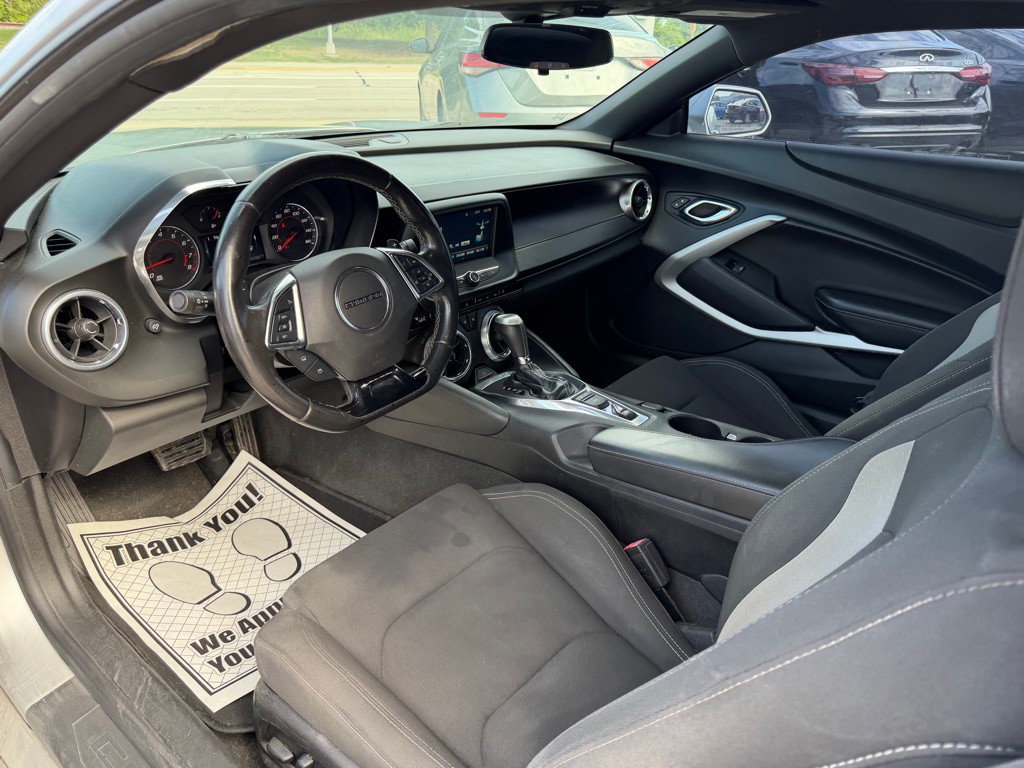 2018 Chevrolet Camaro Image 9