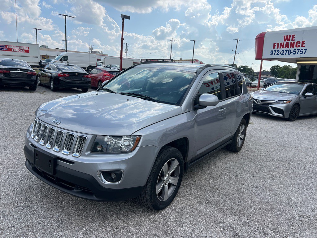 2017 Jeep Compass Image 3
