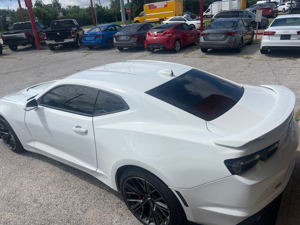 2021 Chevrolet Camaro Image 9