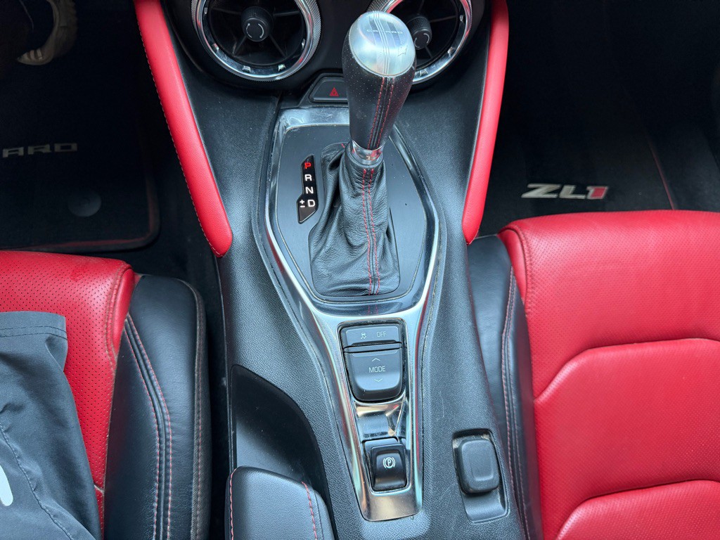 2021 Chevrolet Camaro Image 13