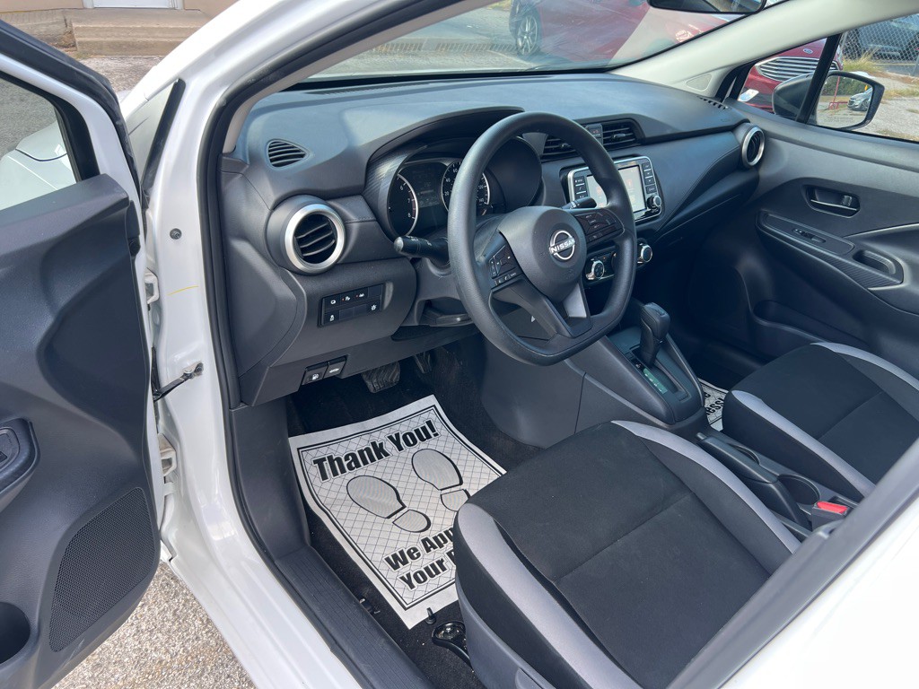 2025 Nissan Versa Image 11