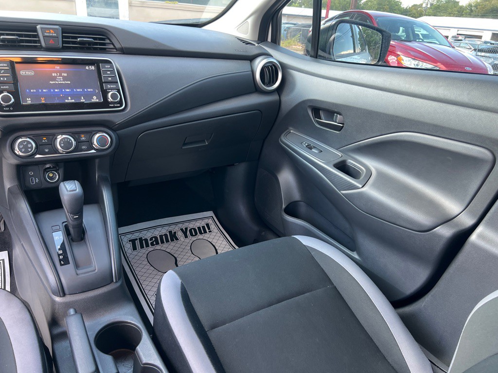 2025 Nissan Versa Image 16