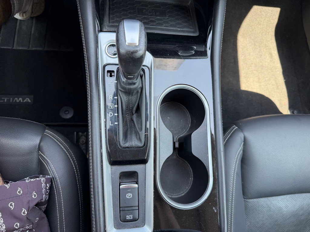 2023 Nissan Altima Image 17
