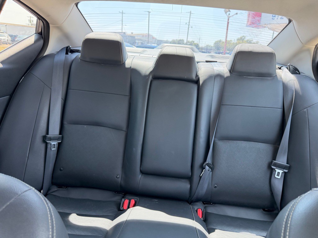 2023 Nissan Altima Image 18