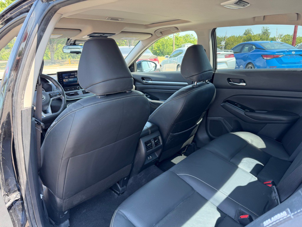 2023 Nissan Altima Image 20