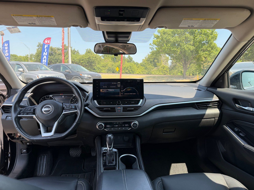 2023 Nissan Altima Image 22
