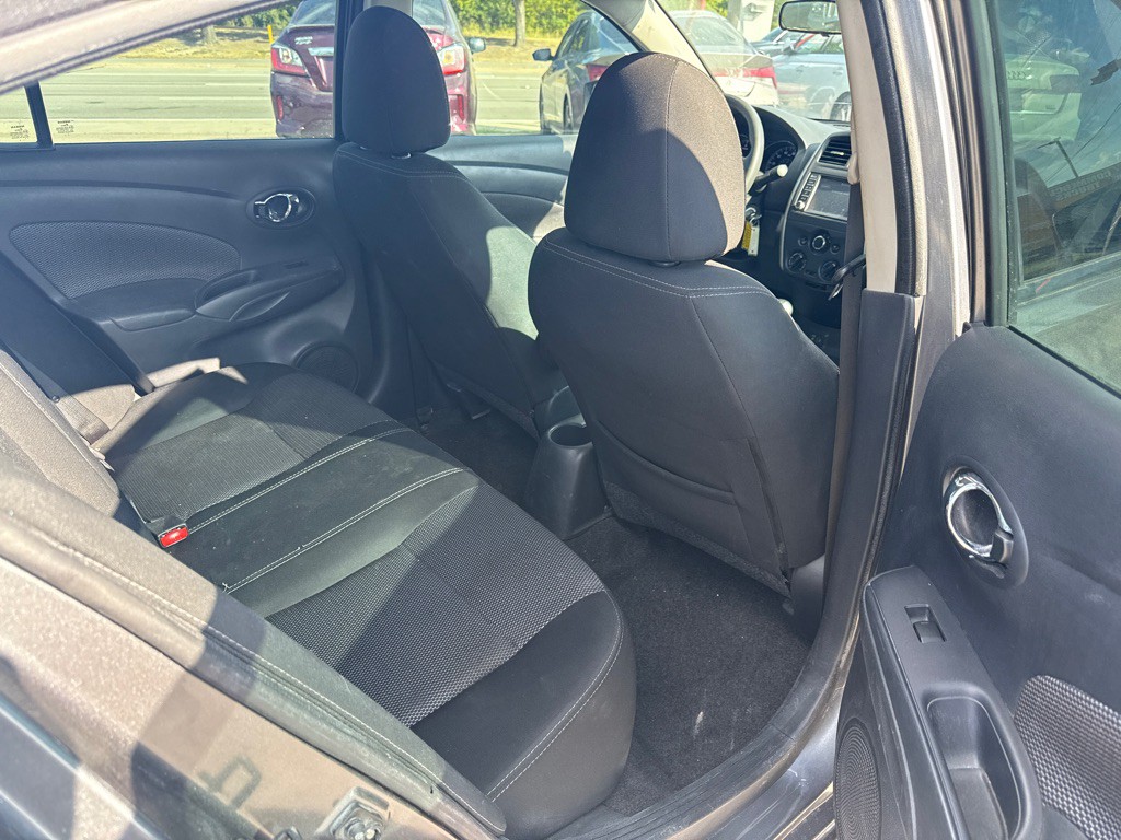 2019 Nissan Versa Image 13