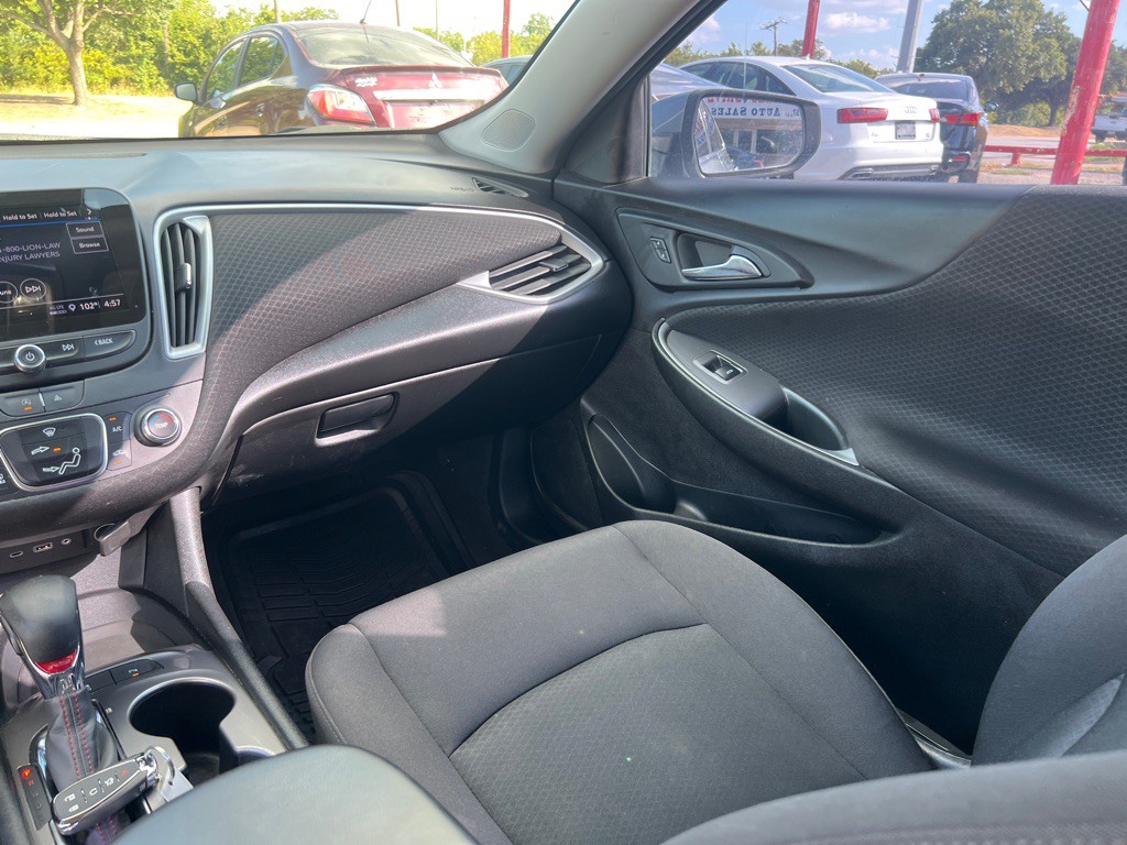 2024 Chevrolet Malibu Image 16