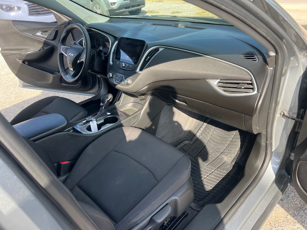 2024 Chevrolet Malibu Image 20