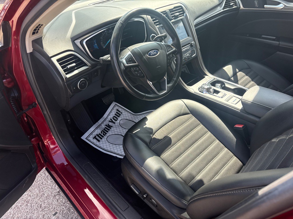 2017 Ford Fusion Image 8