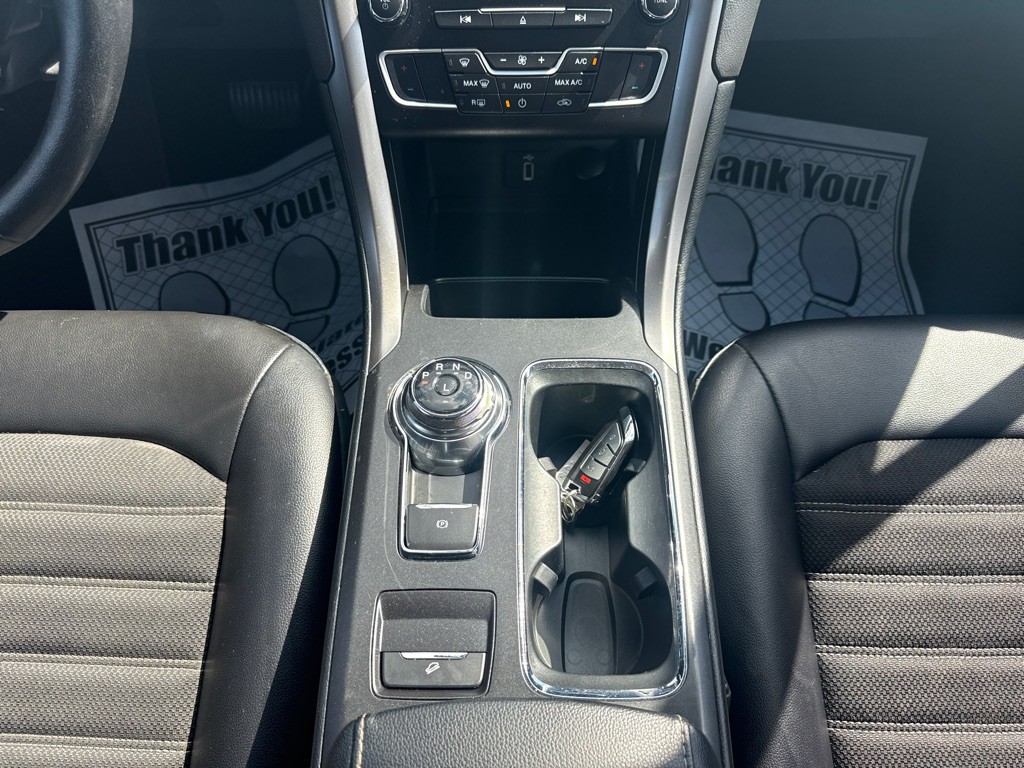 2017 Ford Fusion Image 17