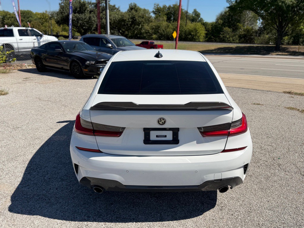 2020 BMW 3 Series Image 6