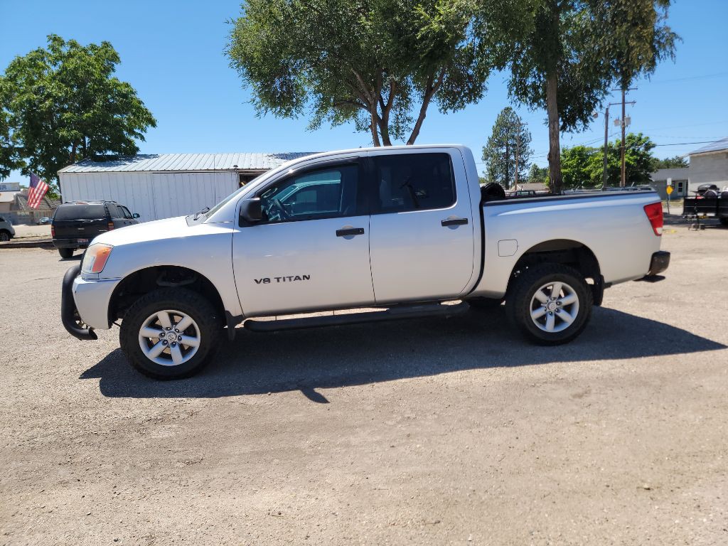 2012 Nissan Titan Image 4