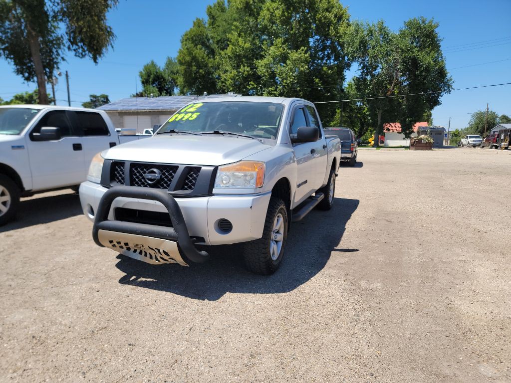 2012 Nissan Titan Image 5