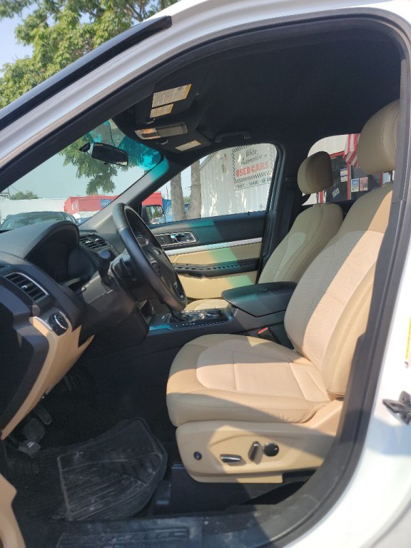 2016 Ford Explorer Image 5