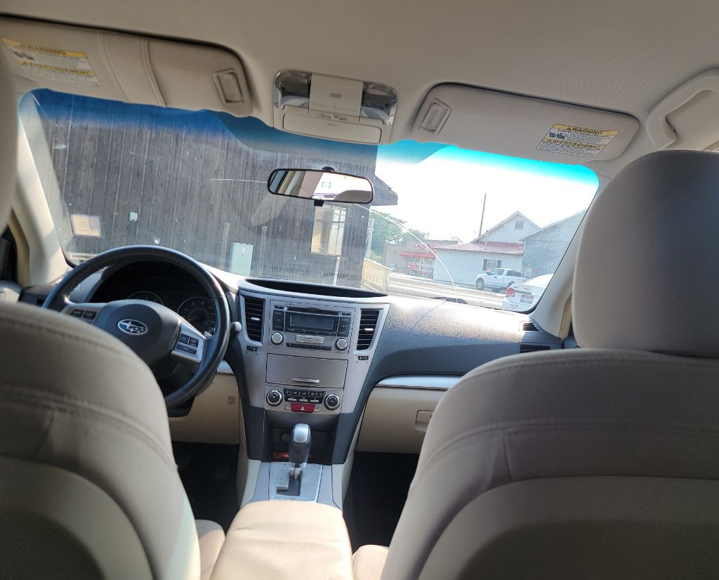 2013 Subaru Outback Image 7